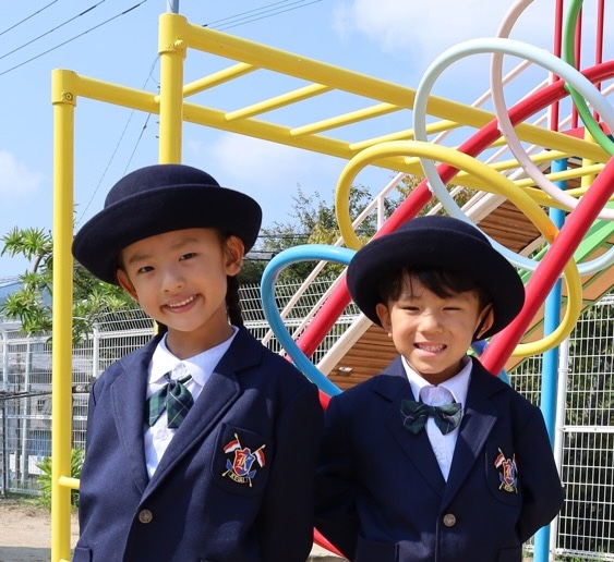 敬愛幼稚園の園児たち